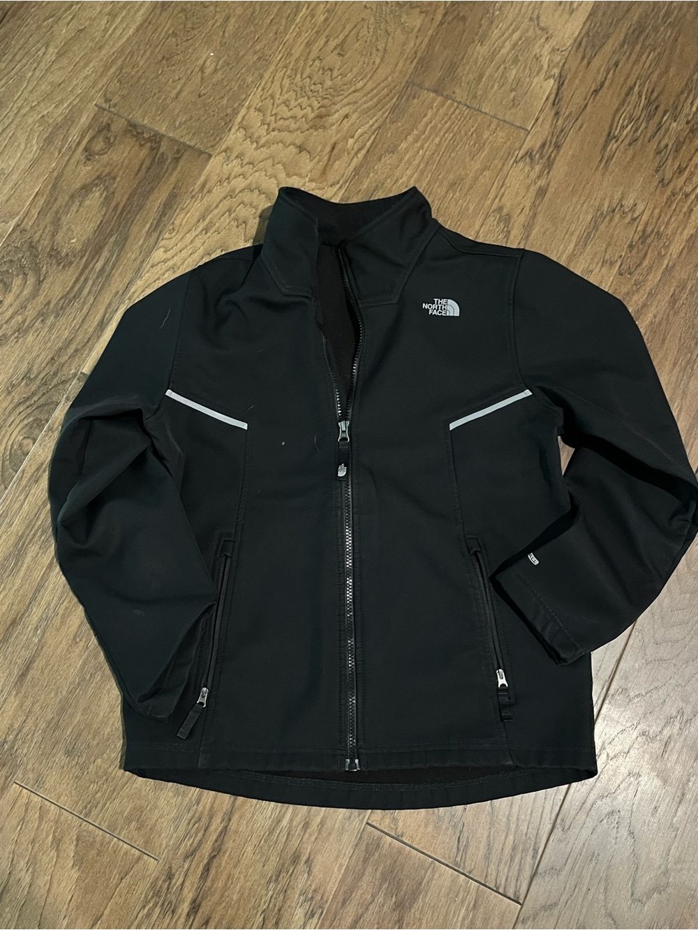 The North Face Black Softshell Jacket - Boy’s large L